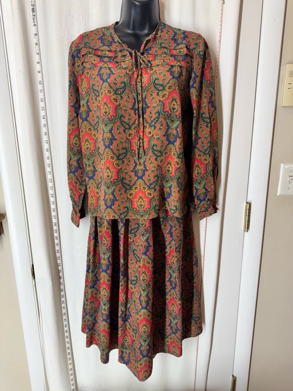 Vintage Red Green Paisley Skirt Set